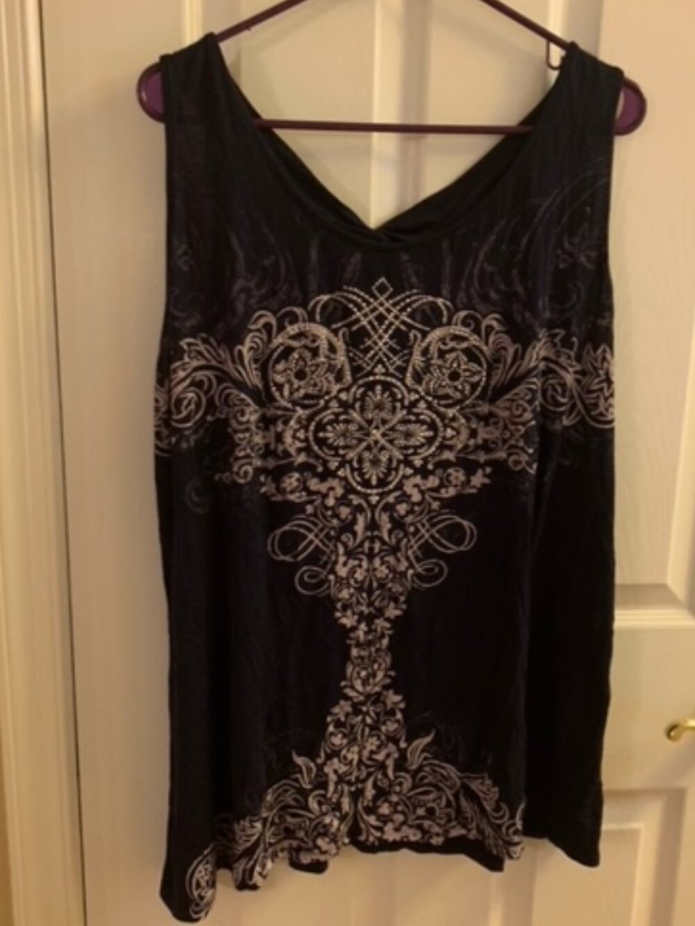 B.L.E.U. Woman Sleeveless  top, Size 1x